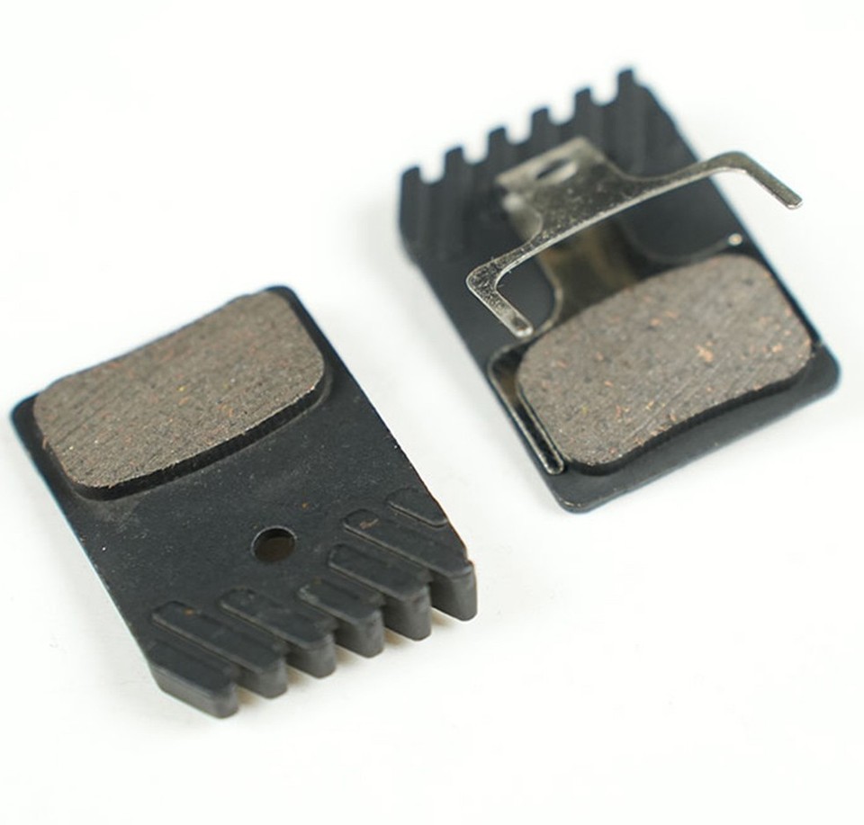 Wheeltop RA7800 metal-resin brake pad pair with spring clip