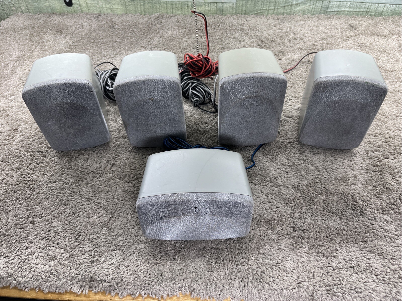 Durabrand HT-3917 Home Theater System Speakers 4-SA-SP5 1-SC-SP2