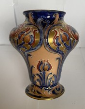 Beautiful William Moorcroft