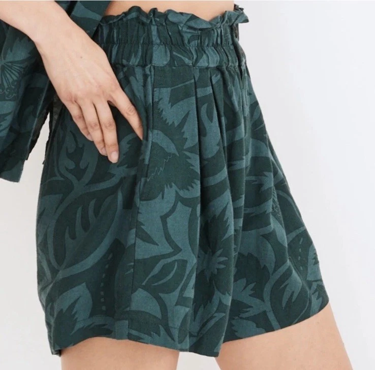 Pantalones Cortos Madewell Medianos Bolsa de Papel Mezcla de Lino en Tropical Floral Verde Pull On Foto 2 de 4