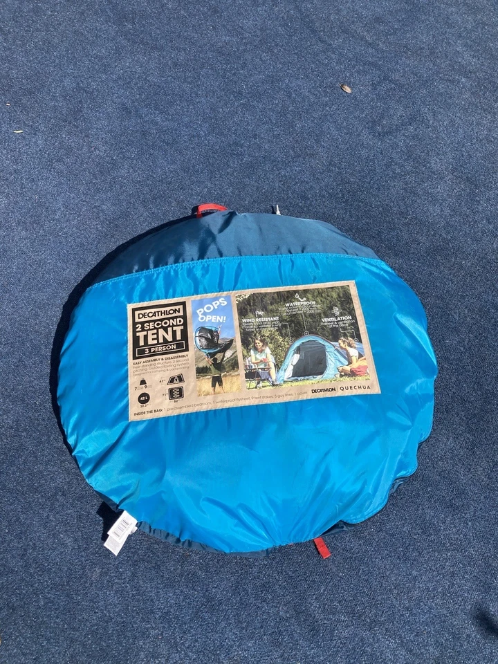 Decathlon Quechua - 2 Second Pop-Up Camping Backpacking Tent For 3 People - Image 2 of 4