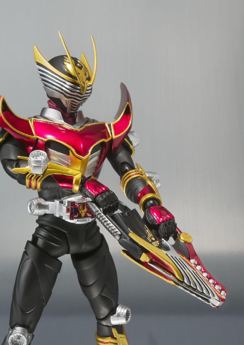 S.H.Figuarts Masked Kamen Rider Ryuki Survive Figure Bandai