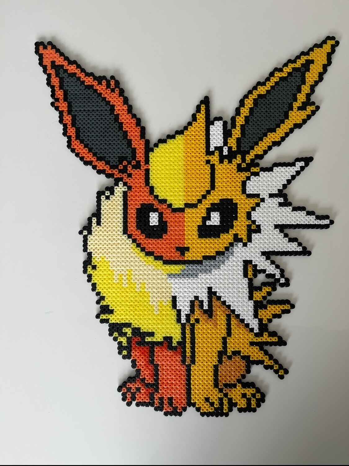 Kit perles à repasser Pokémon Voltali Piroli : idée cadeau originale pour anniversaire
