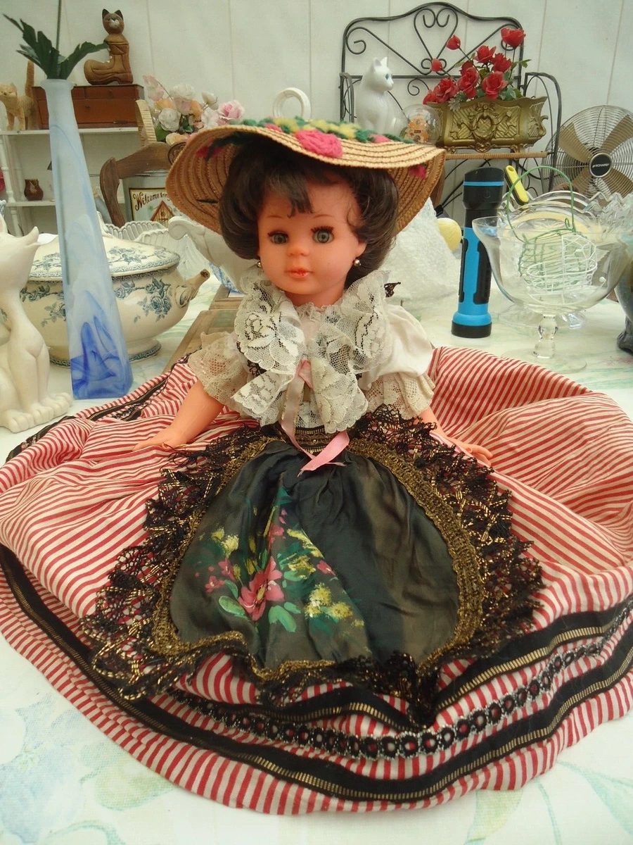 Poupée Ancienne Niçoise Boudeuse Feutrine Et Tissu - Années 1920/30