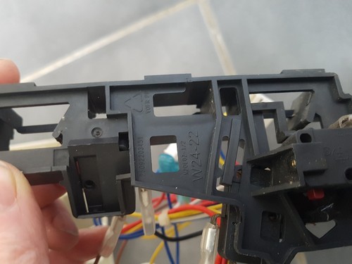 Mikrowelle Backofen Türschalter Riegel Sunbeam 25092203451 Mikrowellenschalter Halter