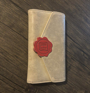 Harry Potter Hogwarts Acceptance Letter Beige Wallet w/ Red Seal Closure