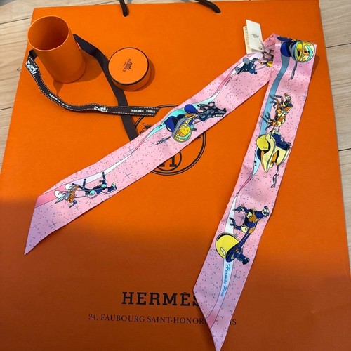 HERMES Twilly Space Dirby Space Derby rosa seta con scatola mai usato. - Foto 2 di 4