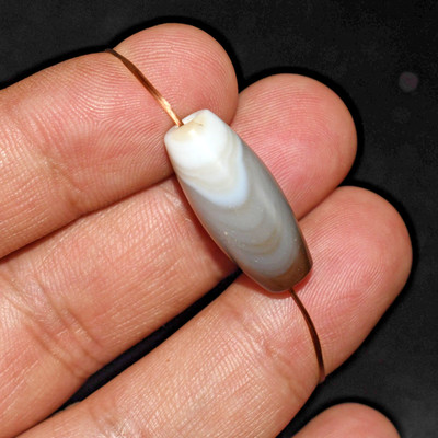 Ancient Tibetan Banded Agate Stone Dzi Bead in good Condition over 2500 Year Old