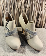 New Not Rated Womens Boots In Beige Microfiber.  Studded/Rhinestone Size 8.5