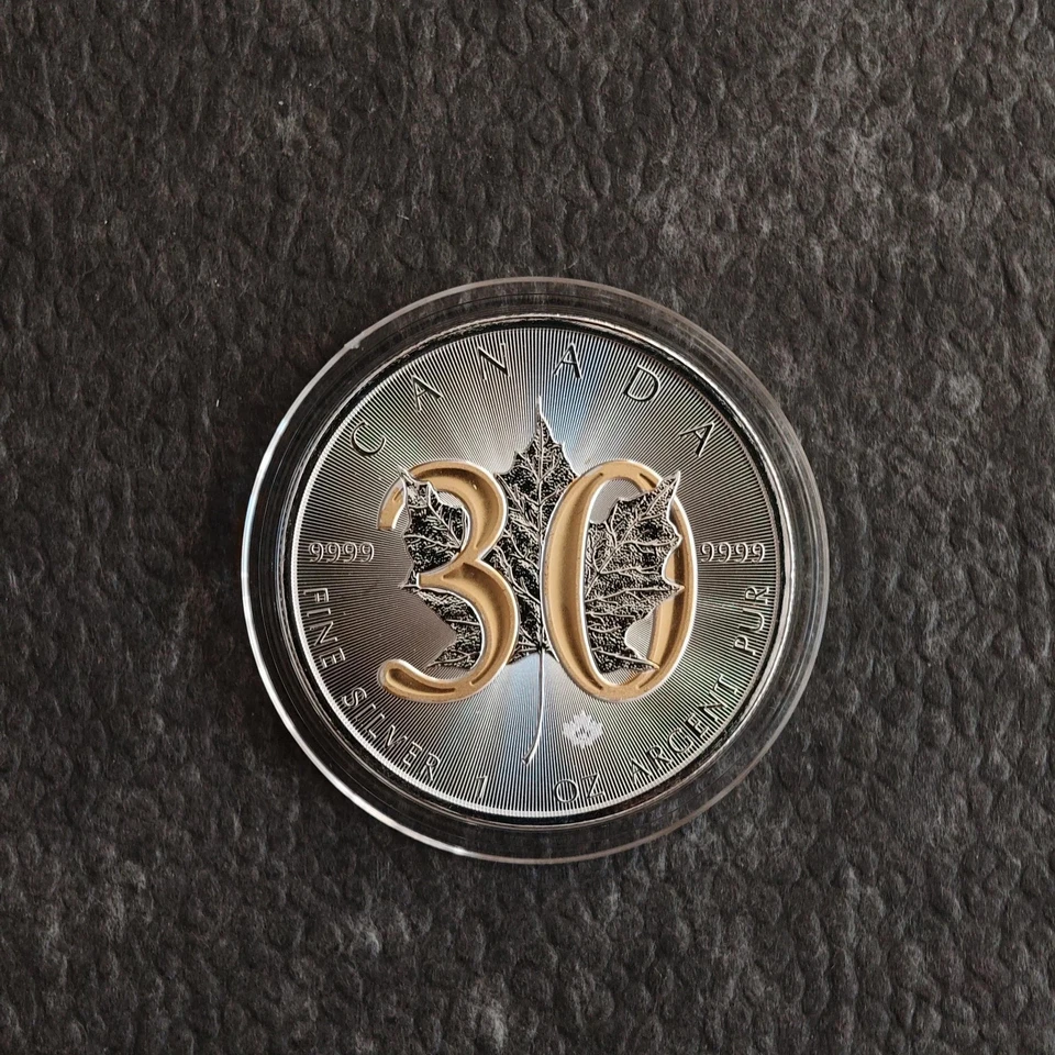 2018 Maple Leaf 30th Anniversary Canada 1OZ Silver 24ktGold gilded ONLY300 cert - Image 2 of 4