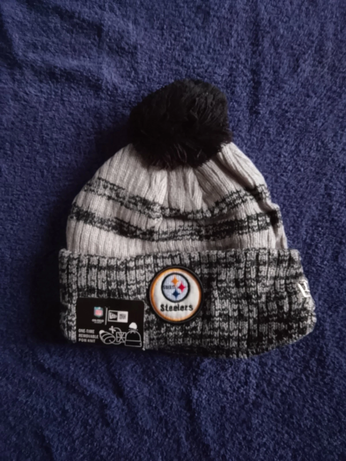 Pittsburgh Steelers NFL Bobble Hat Multicoloured. New With Tag Still On