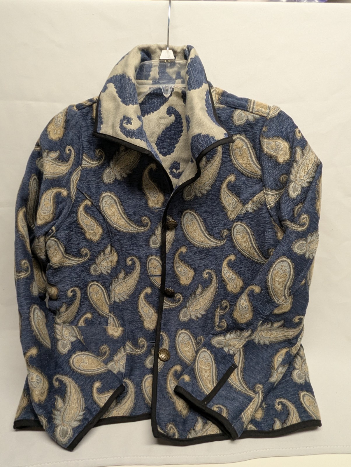 I-Reversables Tapestry Coat Size Large  Blue And Silver Reversible