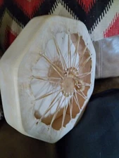 **AWESOME VINTAGE 18 INCH NATIVE AMERICAN RAWHIDE  DRUM GREAT SOUND  **