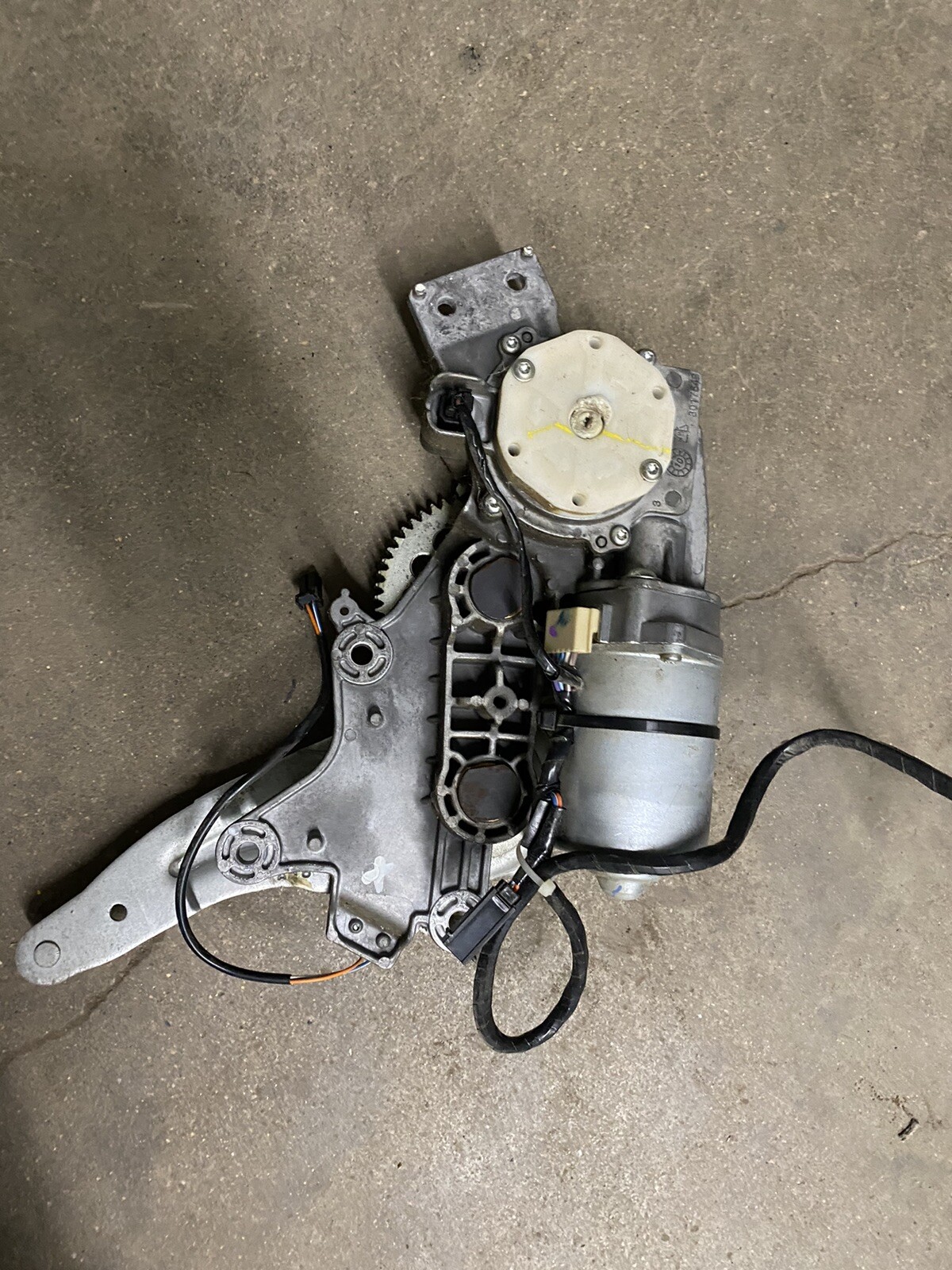 2010-2016 GMC Acadia Rear Power Trunk Tailgate Lift Motor Assembly OEM ...