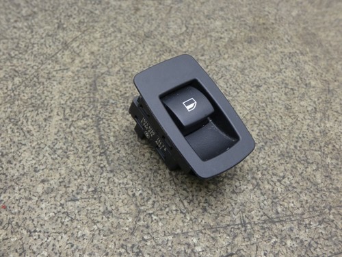 Fensterheberschalter HR hinten rechts 6945874 BMW E91 E90 320D 390L 09.1763.047