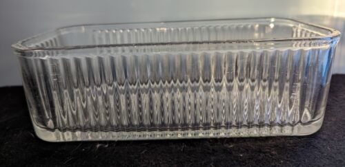 ANCHOR HOCKING 1932 Vintage Design 8.5" Ribbed Clear Glass Fridge Dish. No Lid