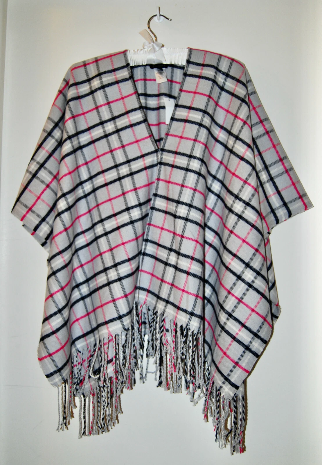 NWT Talbots Women's Gray & Pink Arctic Plaid Ruana Fringed Poncho sz XS-S