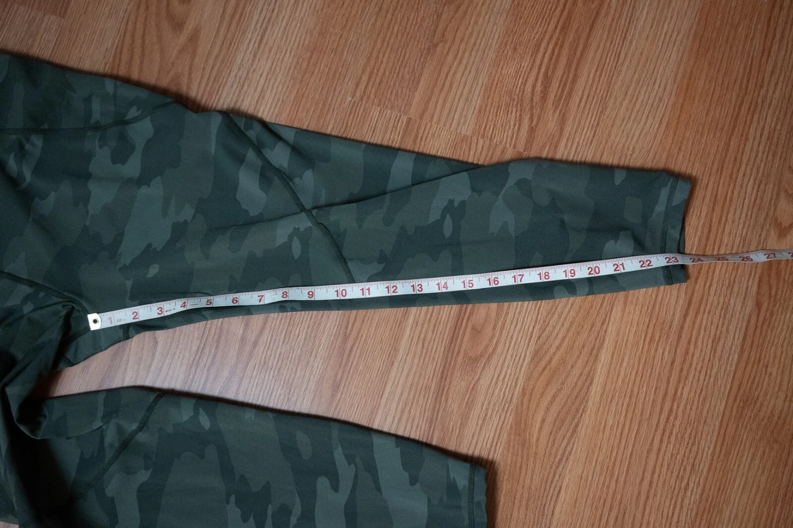 sweaty-betty power camouflage 7/8 length stretch pocket leggings