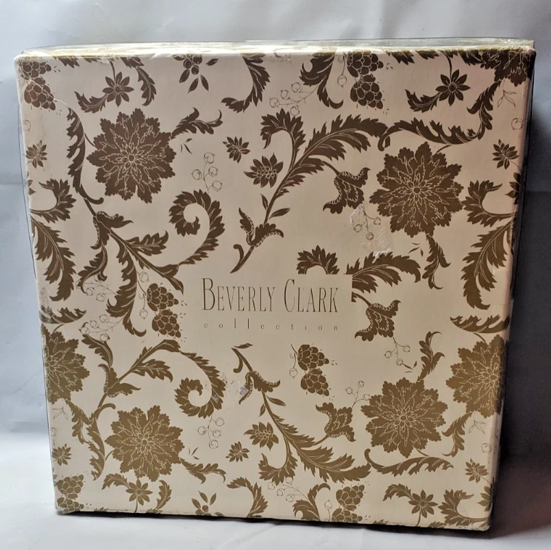 Almohada anillo colección Beverly Clark Foto 2 de 4