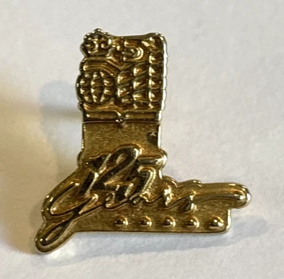 1994 Royal Bank 125 Anniversary Banker Banking Money Milestone Vtg Hat Lapel Pin - Image 1 of 4