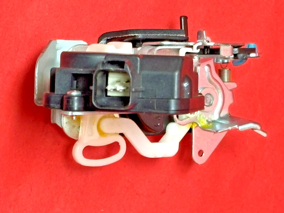 Actuador de cerradura de puerta DLA-714 para 01-05 Kia Rio trasero izquierdo Foto 4 de 4