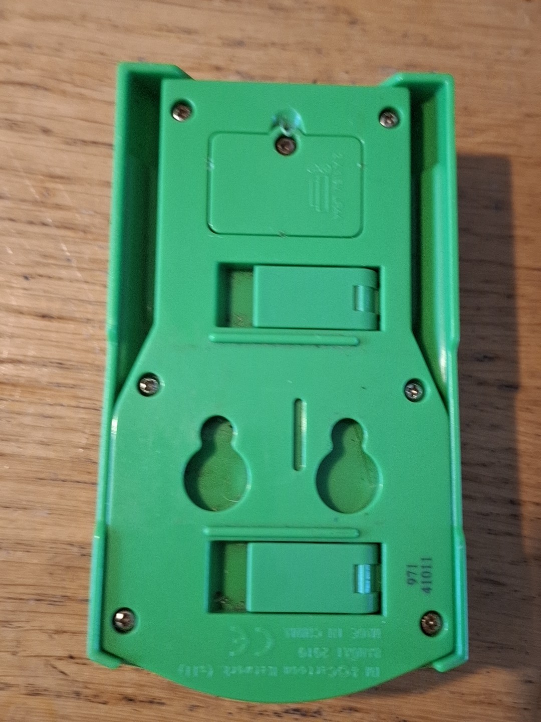 Picture 3 of 19