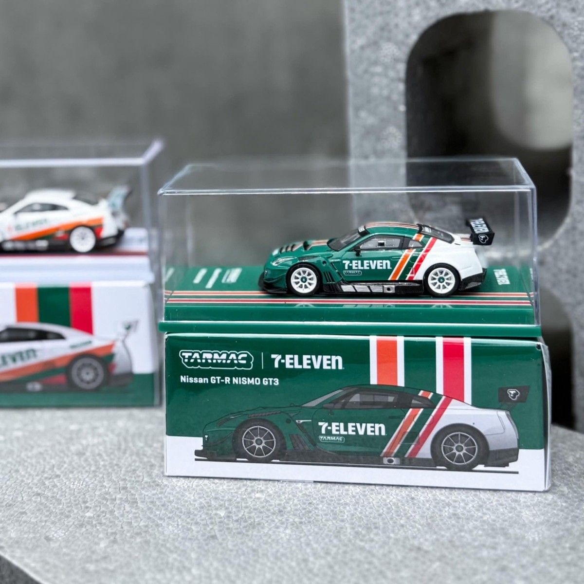 日産GT-R nismo ミニチュアカー 日産オンラインショップ：GT-R NISMO