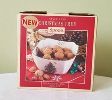 Spode Small Square Nut Bowl Christmas Tree w/Santa Claus - Great Gift Idea, NEW