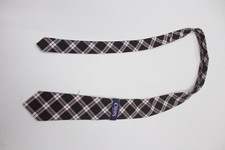 1303 NEW CHAPS MEN'S TIE 100 POLYESTER MADE IN CHINA