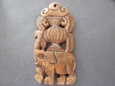 Carved Elephant Pendant 1pc