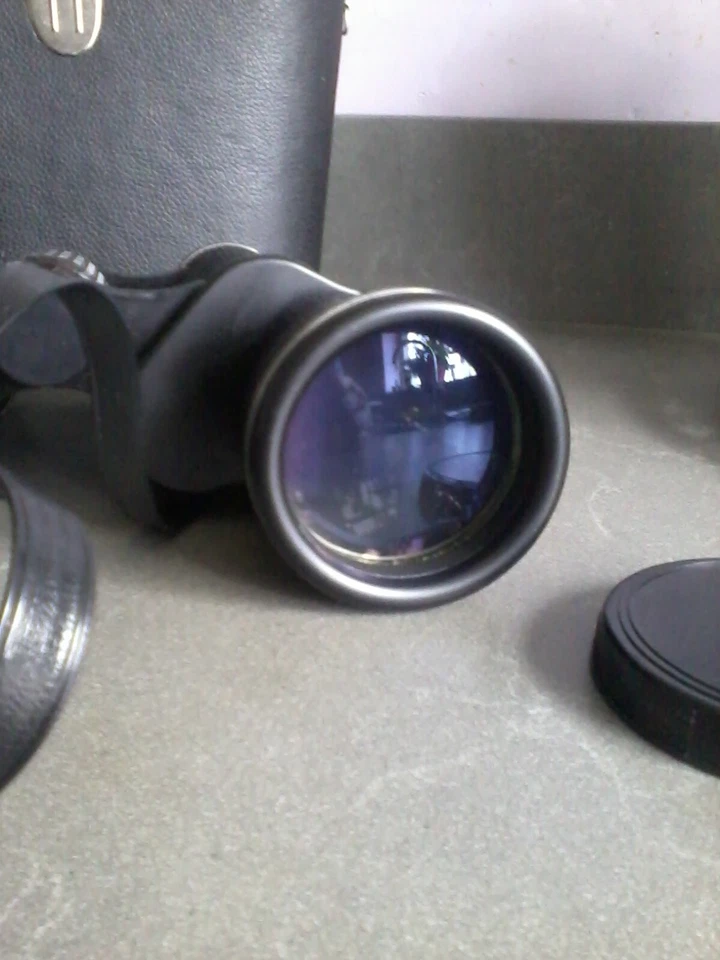BINOCULARS ,Boots Admiral 111  10 X 50mm  97m At 1000m Coated Optics  With Case - Image 4 of 4