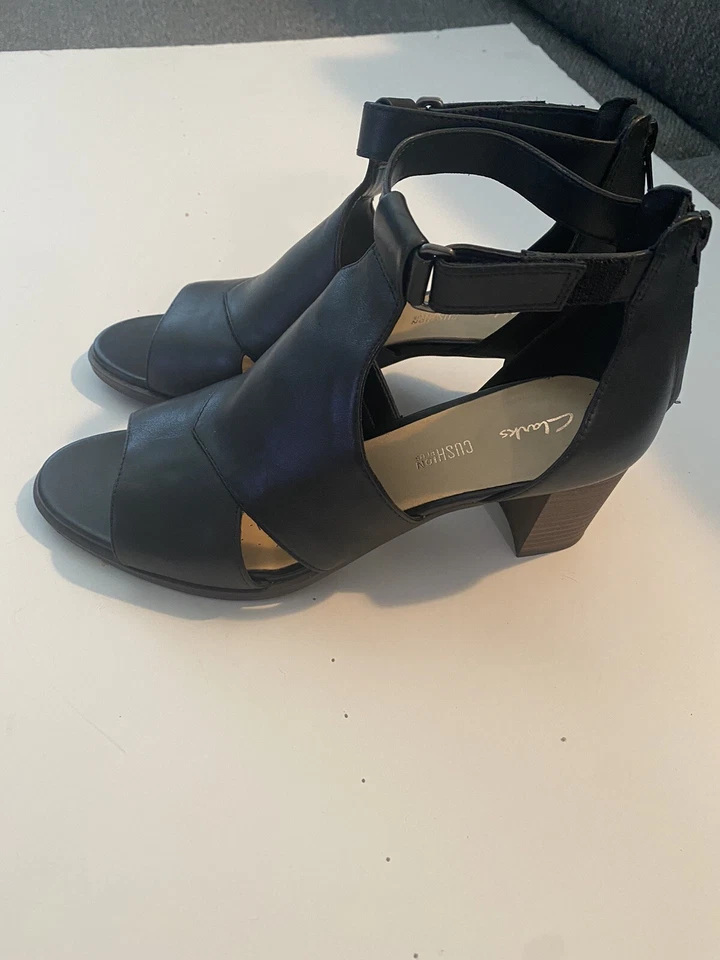 Tacones para mujer Clarks Kaylin60 Glad de cuero negro 8,5 Foto 2 de 4