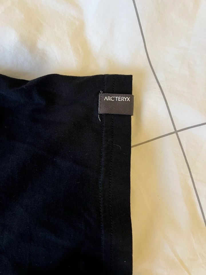 Arc'teryx Big Logo Bird T-shirt Gorpcore Style Color Black Size Small - Image 2 of 4