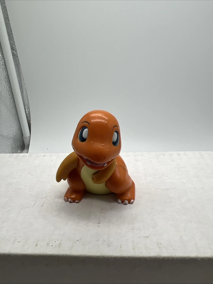 Figura Hasbro Innovision ThinkChip Pokemon Battle Stadium 2000 Charmander Leer Foto 2 de 4