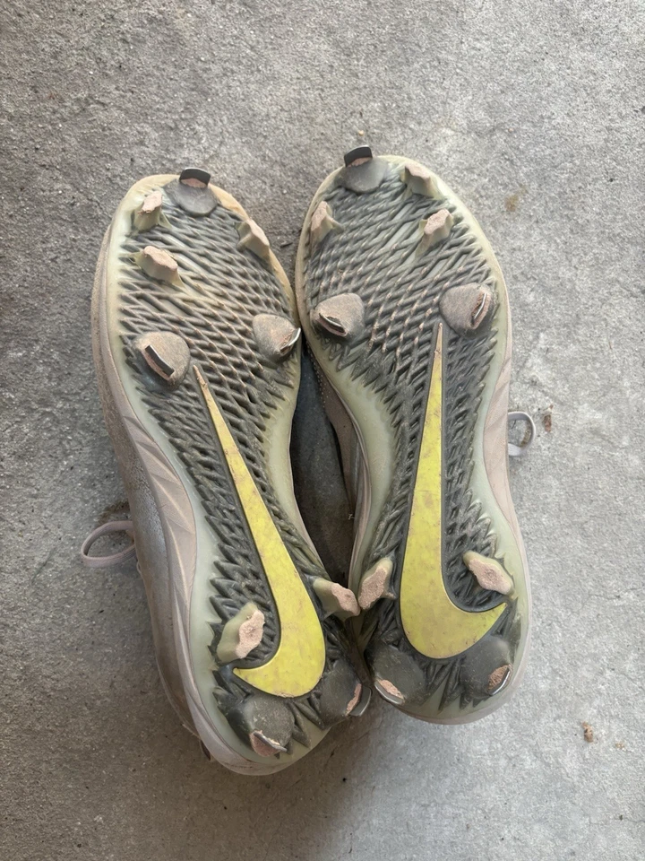 Botines de béisbol Nike de metal Foto 4 de 4