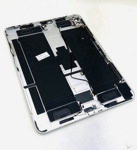 Original Apple  iPad Pro 2022  11’’ A2759 4 Gen Akkudeckel Ink Akku 100% Buzzer