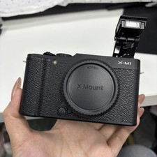 Fujifilm X-M1 16.0MP 16.3MP Digital Camera Body Fujifilm X Series Black