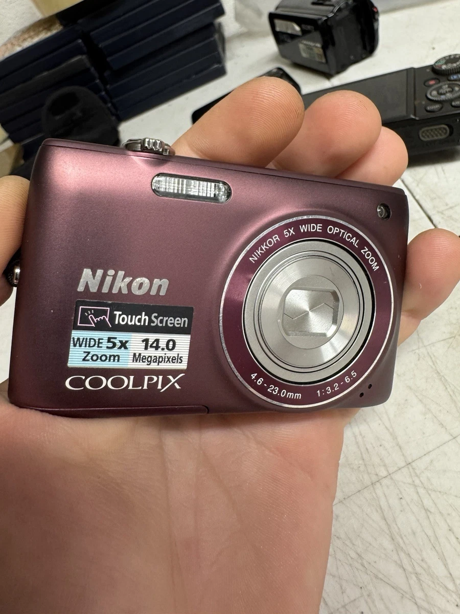 Nikon Coolpix 4100 Digital Cameras with Date/Time Stamp for Sale