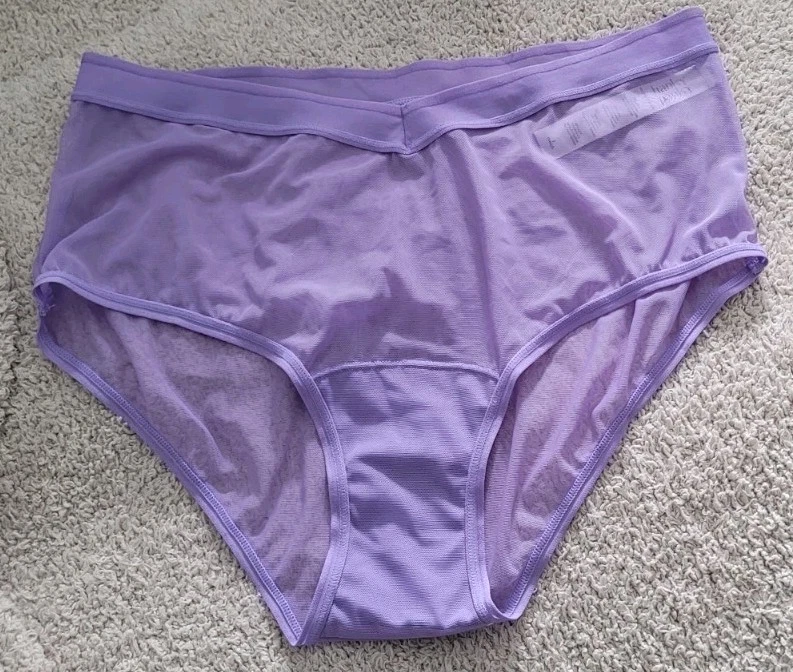 Panty Hanky Panky Malla Boyshort Jugo de Uva Púrpura Talla Pequeña Foto 2 de 4