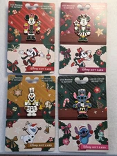 2025 Disney Parks Christmas Holiday Gift Card Pin Set Mickey Minnie Stitch Olaf
