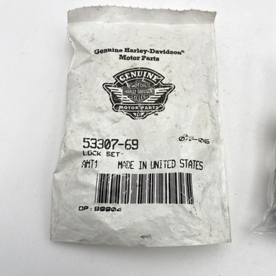 NOS oem Harley 53307-69 Saddlebag Lock Kit Set 1969-1984 FLH