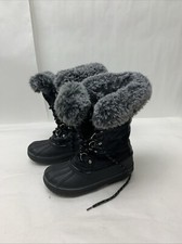 London Fog Girls kids size 1 Snow Boots