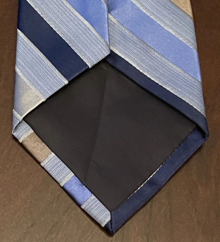 Мужской галстук Van Heusen 100% шелк сделано в Китае - Изображение 2 из 4