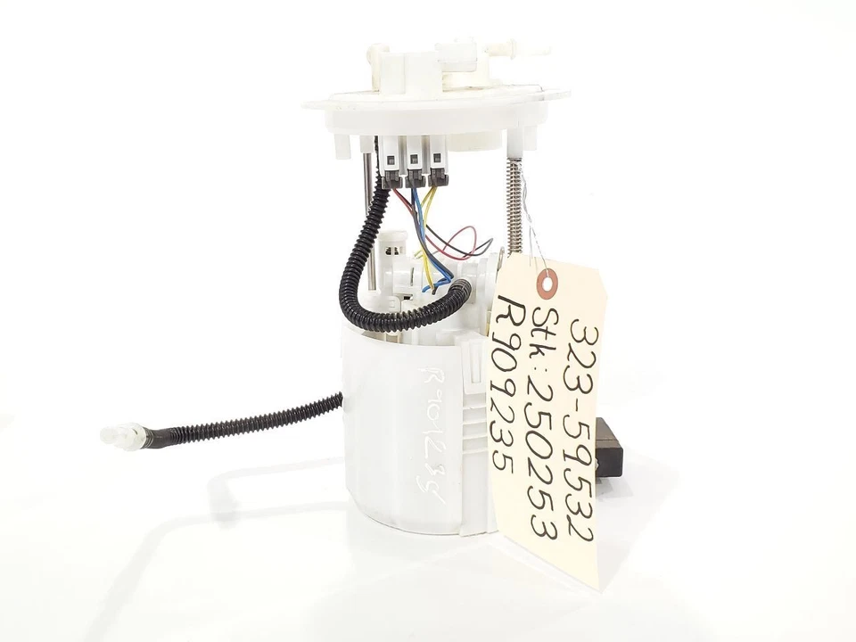 2014 2015 Nissan Pathfinder OEM 3.5L FWD Fuel Pump 6 Cylinder - Image 3 of 4