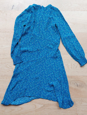 Wunderschönes Kleid von Boden, Gr. 128