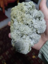 Quarzmineralaggregat Pyrit-Einschlüssen  durchsetzt Quarz Mineralien Pyrit