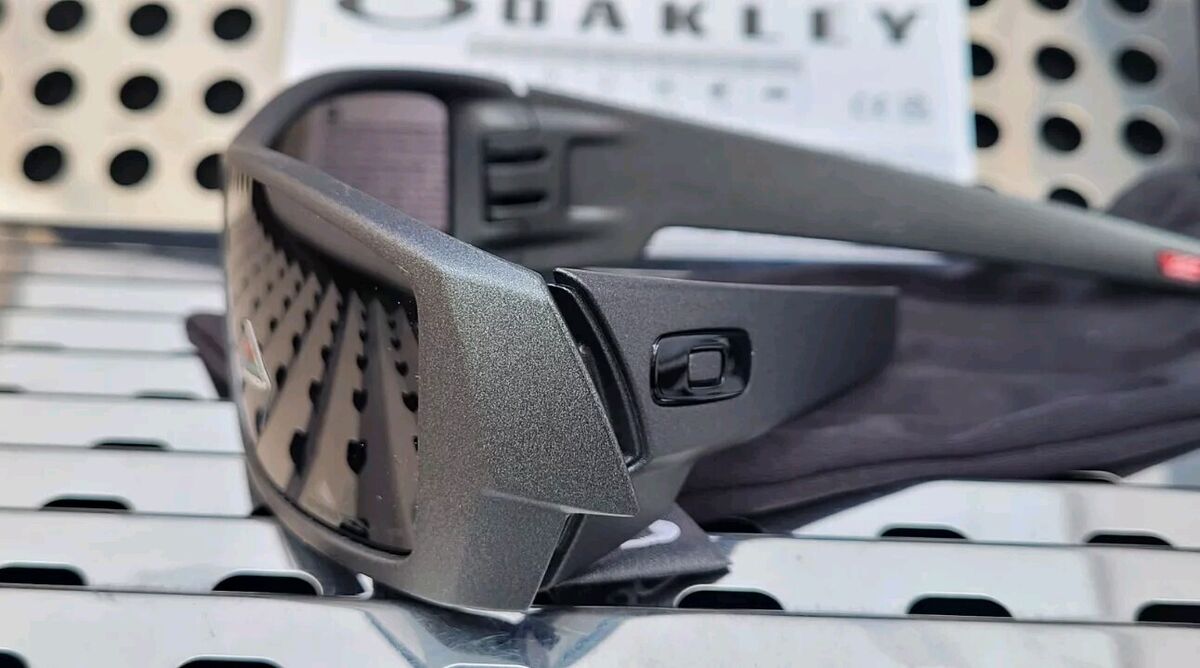 New Oakley GASCAN 9014-3560 Sunglasses Matte Steel w/ Prizm New Oakley GASCAN 9014-3560 Sunglasses Matte Steel w/ Prizm