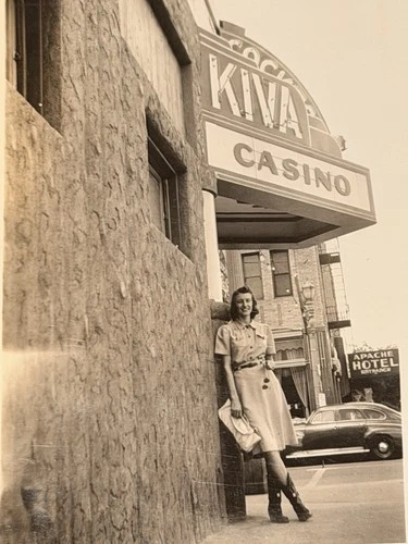 Kiva Club Hotel Casino Downtown Las Vegas History Apache Neon Sign Vintage Photo