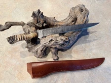 Custom 9" Damascus Steel Fillet Fishing Knife & leather sheath Rams Horn handle