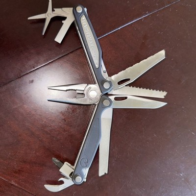 Leatherman Charge AL     Black Sheath  No Box